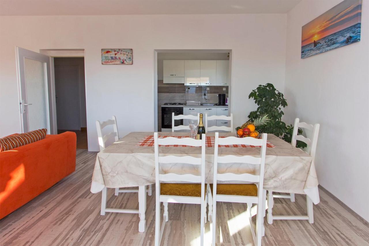 Nella Apartment Zadar Exterior photo